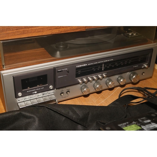 143 - VINTAGE TOSHIBA STEREO MUSIC CENTRE - SM-2750 - WARRANTED UNTIL NOON TUES FOLLOWING THE ABOVE SALE