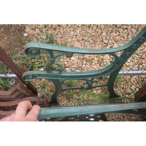 47 - GARDEN SEAT