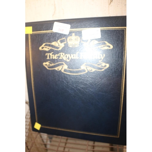 579 - ROYAL FAMILY SPECIAL STAMP ALBUM