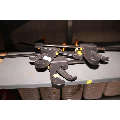 175 - 3 LARGE & 2 SMALL QUICK CLAMPS