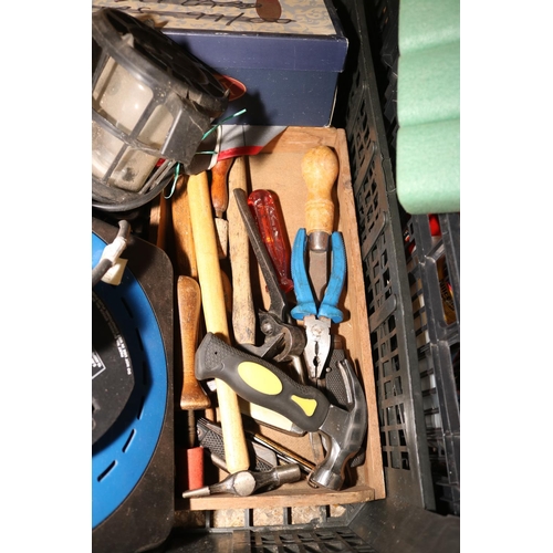 191 - LARGE QTY OF OF GARAGE MISC INC CABLE TIES/LEVEL/SMALL TOOLS/EXTENSION LEAD ETC