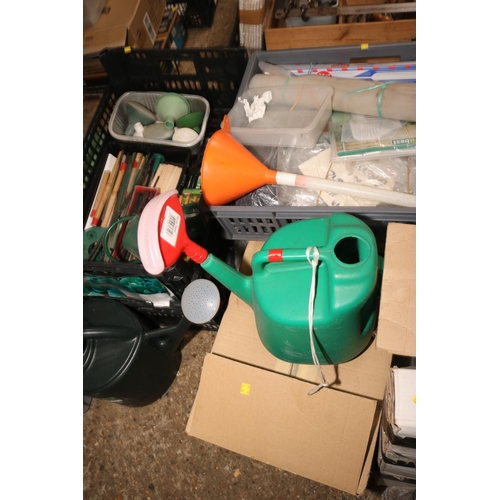 244 - LARGE QTY OF GARDEN MISC INC WATERING CANS/POTS/SPRAYER ETC