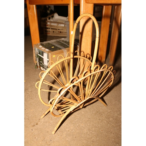 344 - VARIOUS BASKETS/PLANTERS/TRAY/MAGAZINE RACK ETC