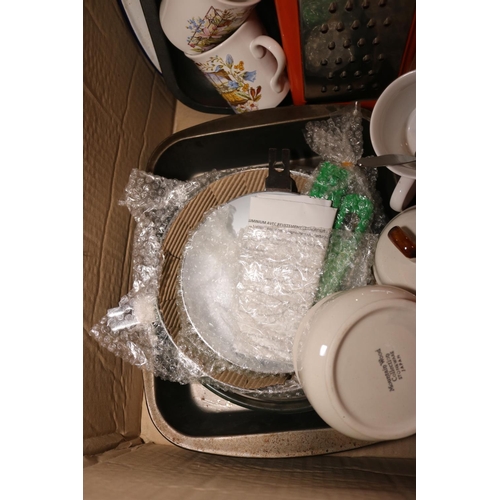 354 - 1 BOX OF KITCHEN ITEMS