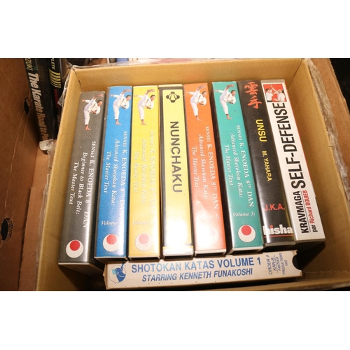 386 - 1 BOX OF MARTIAL ARTS/JUDO/KARATE/9 VIDEOS