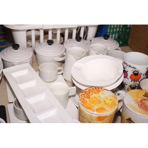 395 - QTY OF MIXED MODERN DINNER WARE/TEA WARE