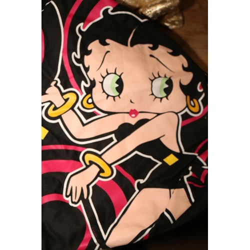 413 - 3 BETTY BOOP HANDBAGS