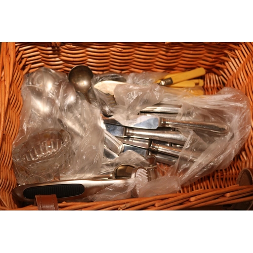 429 - F & M BASKET WITH HARRODS CUTLERY