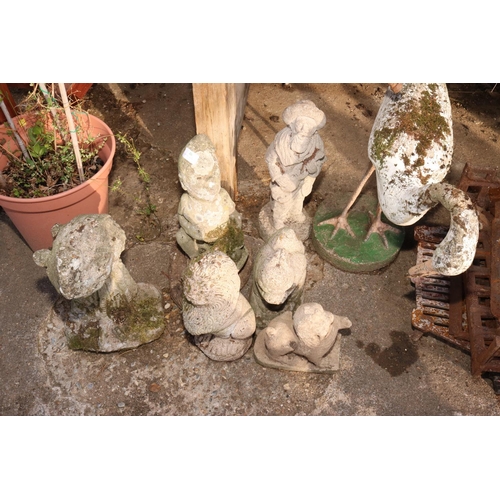 46 - 7 X GARDEN ORNAMENTS