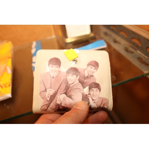 475 - BEATLES WALLET WITH SIGNATURES,