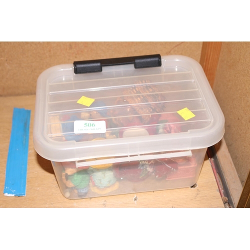 506 - 1 BOX OF SMALL ITEMS