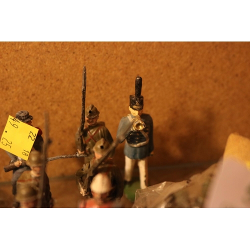 527 - LEAD TOY SOLDIERS COLLECTION