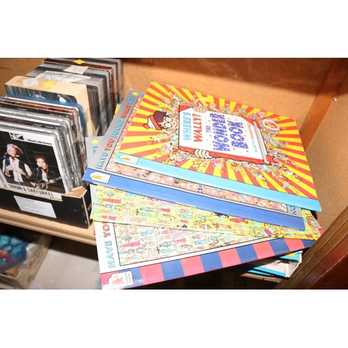 543 - WHERES WALLY COLLECTION NO.S 1-52 COMICS IN ORIGINAL FOLDERS PLUS BOOKS AND JIGSAW