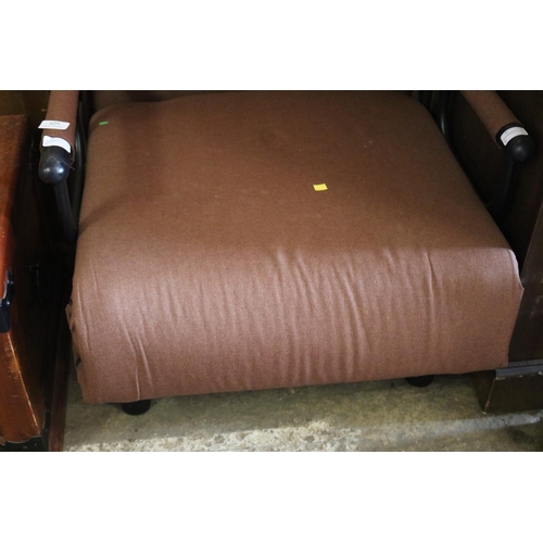 629 - CHAIR BED