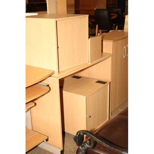 662 - MODERN BEECH STYLE CUPBOARD/COMPUTER DESK/DESK/2 X SMALL CUPBOARDS