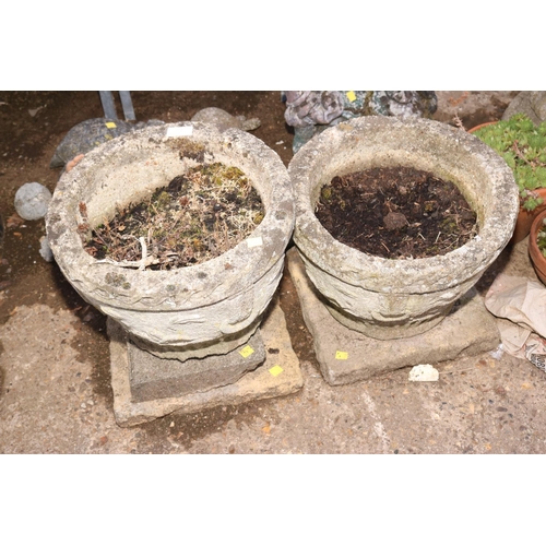 72 - 2 X CONCRETE GARDEN POTS & SLABS