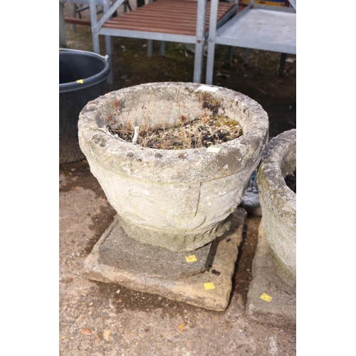 72 - 2 X CONCRETE GARDEN POTS & SLABS