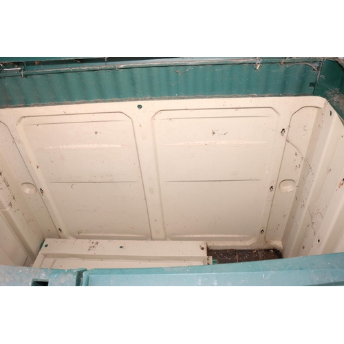 87 - PLASTIC GARDEN STORAGE BOX/SHED