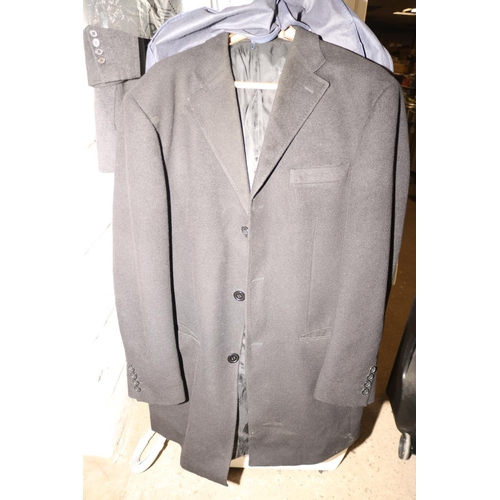 104 - 2 MENS WOOL CASHMERE OVER COATS (1 BLACK & 1 GREY, NO SIZE)