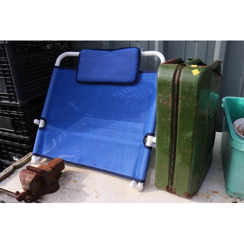 2 - BLUE BACK REST/JERRY CAN
