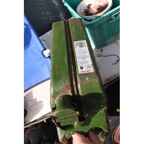 2 - BLUE BACK REST/JERRY CAN