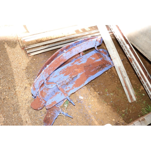 61 - 2 BLUE CART WHEEL FENDERS