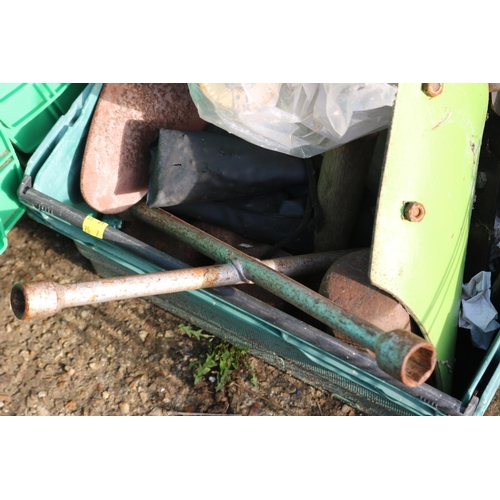 75 - TRAY OF MIXED METAL WARE/SLEDGE HAMMER HEADS, ETC