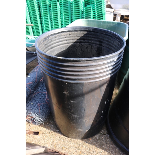 79 - 2 COMPOSTERS/2 WATER BUTTS