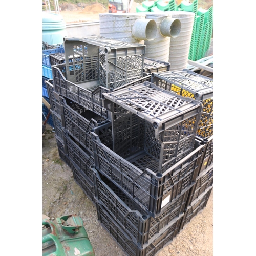 86 - QTY 20 SMALL CRATES
