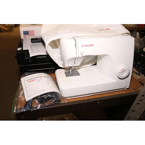 94 - SINGER SEWING MACHING - WARRANTED UNTIL 12 NOON TUESDAY FOLLOWING THE ABOVE SALE