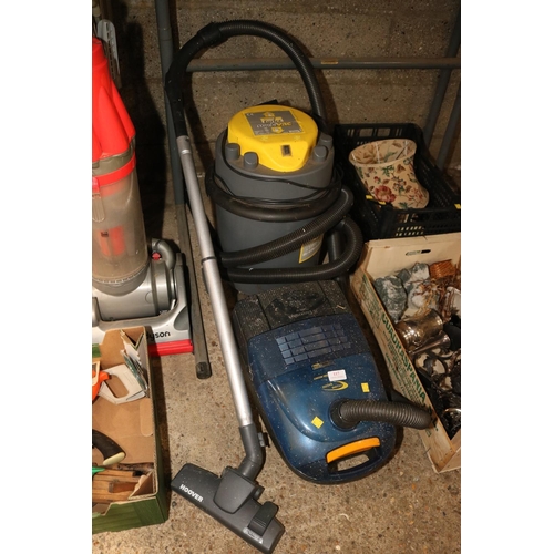 117 - EARLEX COMBI VAC & ELECTROLUX BAGLESS - WARRANTED UNTIL 12 NOON TUESDAY FOLLOWING THE ABOVE SALE