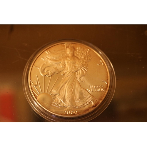 477 - USA SILVER ONE DOLLAR 2000