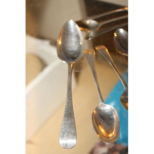 481 - 12 SILVER SPOONS - 170 GRAMS