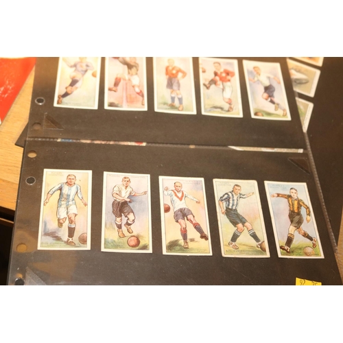 484 - CIGARETTE CARDS 1916-1937 - SETS OF WAR, TRAINS, NATURE, ETC