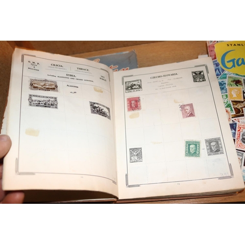 495 - QTY OF FOREIGN STAMP ALBUMS & STAMPS