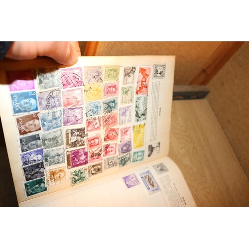 495 - QTY OF FOREIGN STAMP ALBUMS & STAMPS