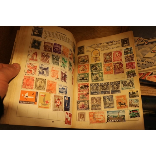 495 - QTY OF FOREIGN STAMP ALBUMS & STAMPS