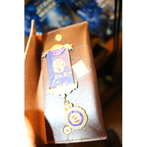501 - MASONS MEDALS & REGALIA