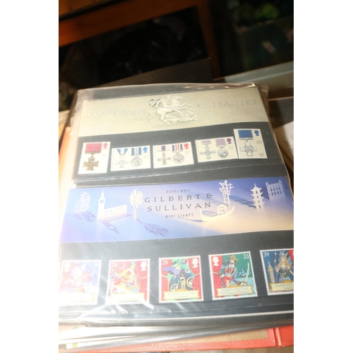507 - 2 FILES OF GREAT BRITAIN STAMPS