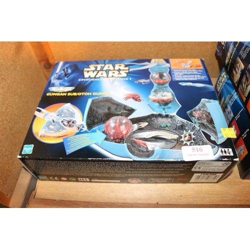 516 - 2 STAR WARS EPISODE 1 TRANSFORMING PLAYSETS - SEALED