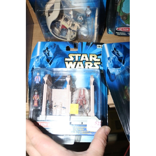 522 - 4 STAR WARS EPISODE 1 PLAYSETS - SEALED