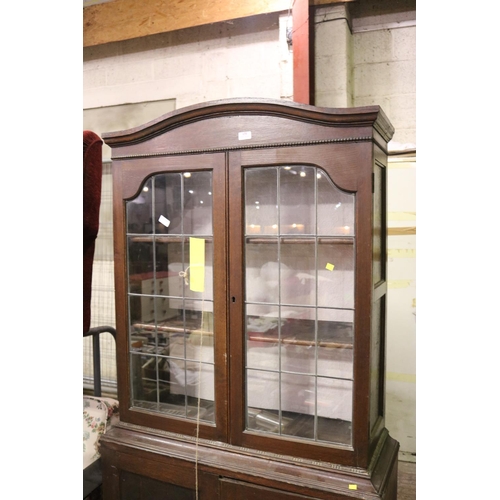 638 - GLASS FRONTED WOOD CABINET