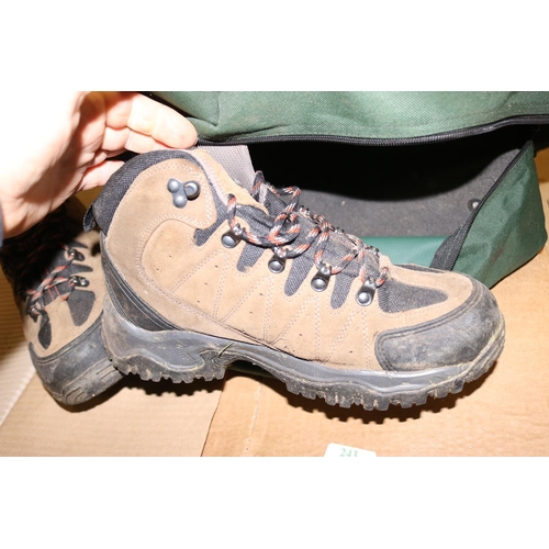 202 - GELERT WALKING BOOTS