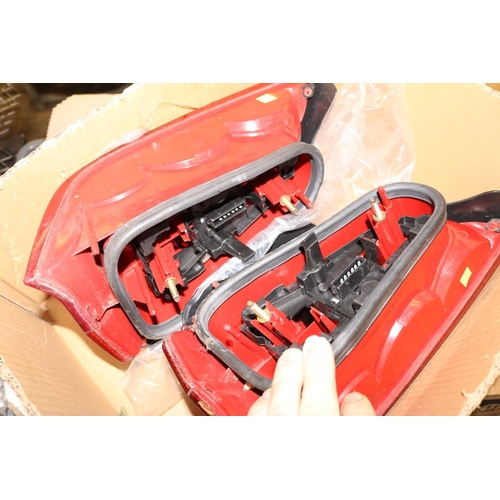 206 - PEUGEOT 106 O/S & N/S FACTORY REAR LIGHTS (96-98)