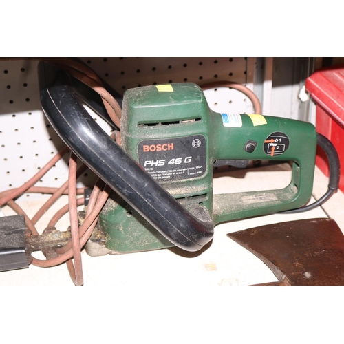 213 - BOSCH HEDGE CUTTER - WARRANTED UNTIL 12 NOON TUESDAY FOLLOWING THE ABOVE SALE