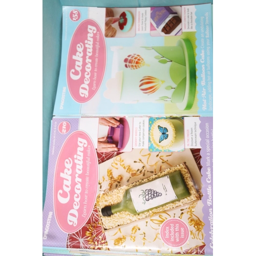 260 - BOX OF CAKE DECORATING MAGAZINE COLLECTION