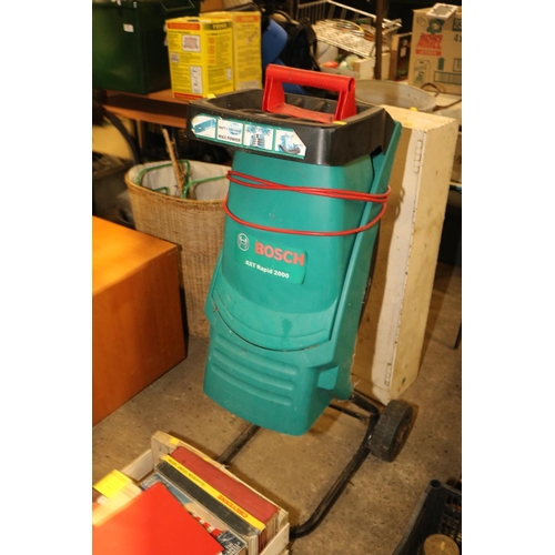 322 - BOSCH SHREDDER - WARRANTED UNTIL 12 NOON TUEDAY FOLLOWING THE ABOVE SALE