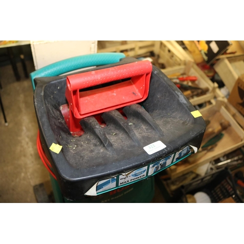 322 - BOSCH SHREDDER - WARRANTED UNTIL 12 NOON TUEDAY FOLLOWING THE ABOVE SALE