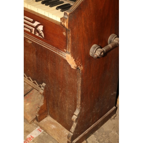 350 - HARMONIUM