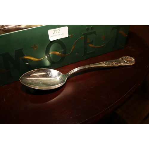 372 - TIN OF CUTLERY